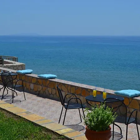 Aquarius House Case de vacanță *