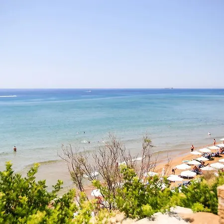 Aquarius House Case de vacanță