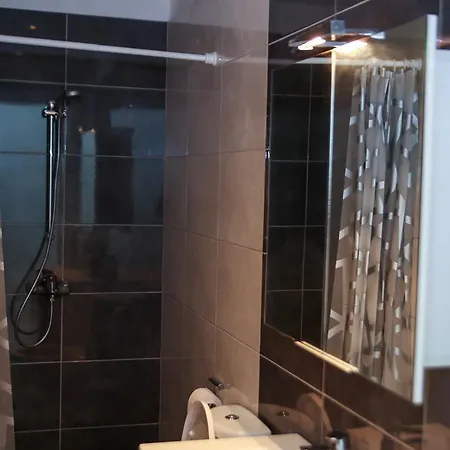 Aquarius House Case de vacanță